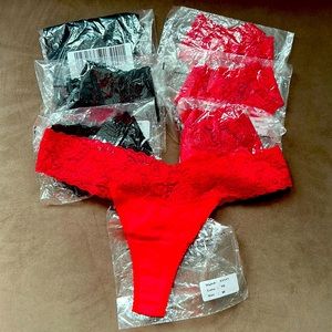 Victoria’s Secret LACE THONG PANTIES, Size M, NWT